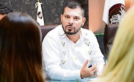 Sacan cuentas de joyitas de secretario chiapaneco