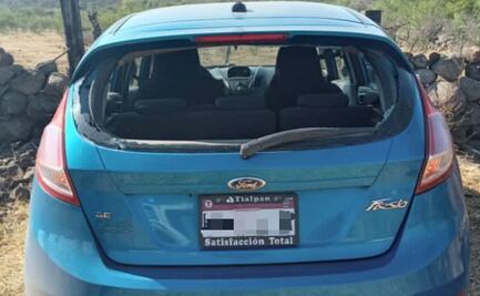 Rescatan a niño atrapado en un auto baleado en Coeneo, Michoacán