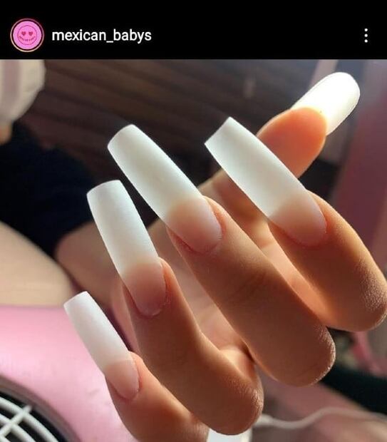 Milky Nails: Belinda se une a esta tendencia de uñas y se ven increíbles