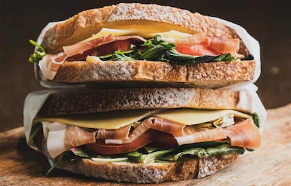 Mejora tus sándwiches haciendo tu propio pan de caja