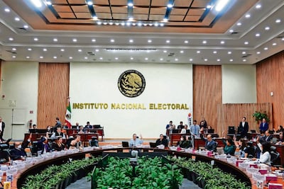 INE va por investigación por presuntos “moches" de trabajadores de Colima para Sheinbaum