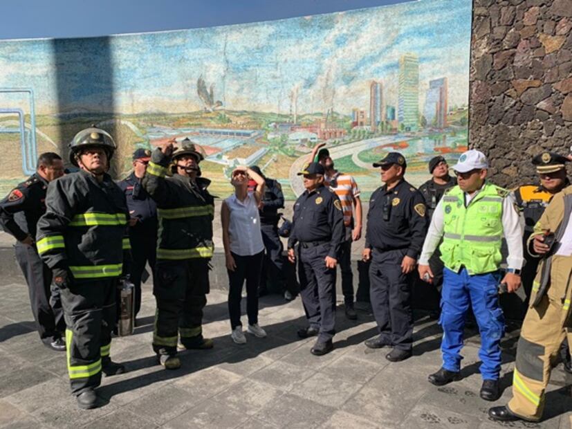Edificio de Conagua está evacuado, dice Sheinbaum; se dirige hacia el inmueble
