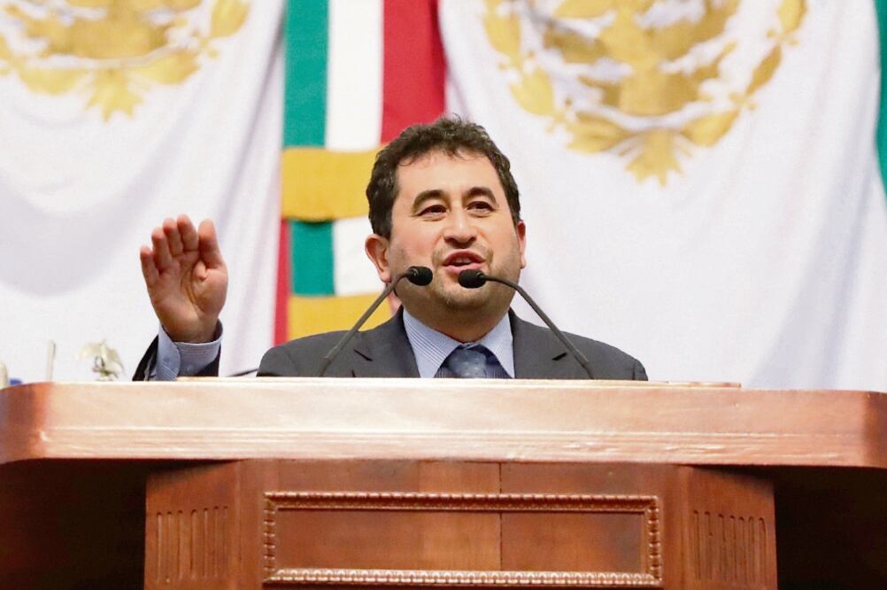 Reforma. César Cravioto se pronunció por un marco jurídico que acabe con el cobro piso “desde las instancias gubernamentales hasta las delegaciones, tal y como ocurre hoy”