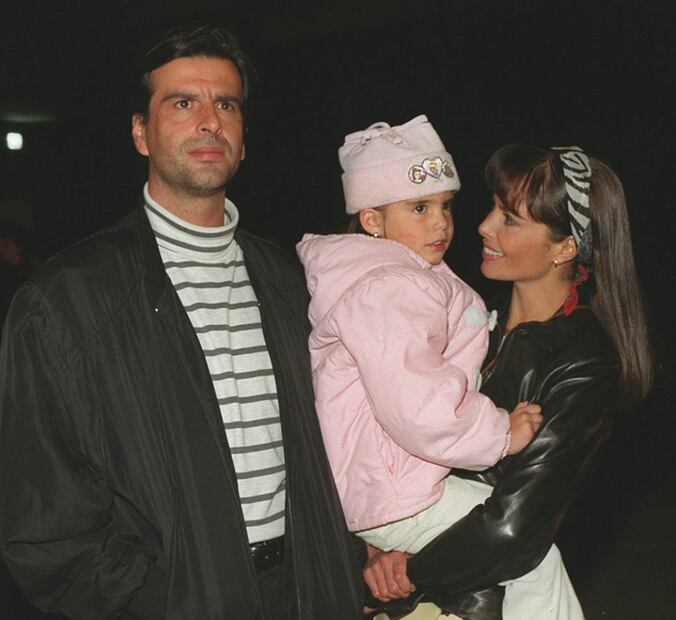 Mariana Levy, junto a su hija María, y su esposo José María Fernández, alías "el Pirru".
Foto: EL UNIVERSAL, archivo