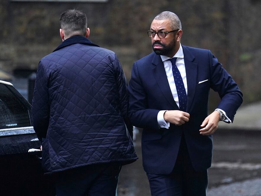 El secretario del Interior de Reino Unido James Cleverly, en Londres. FOTO: JAMES MANNING. AP