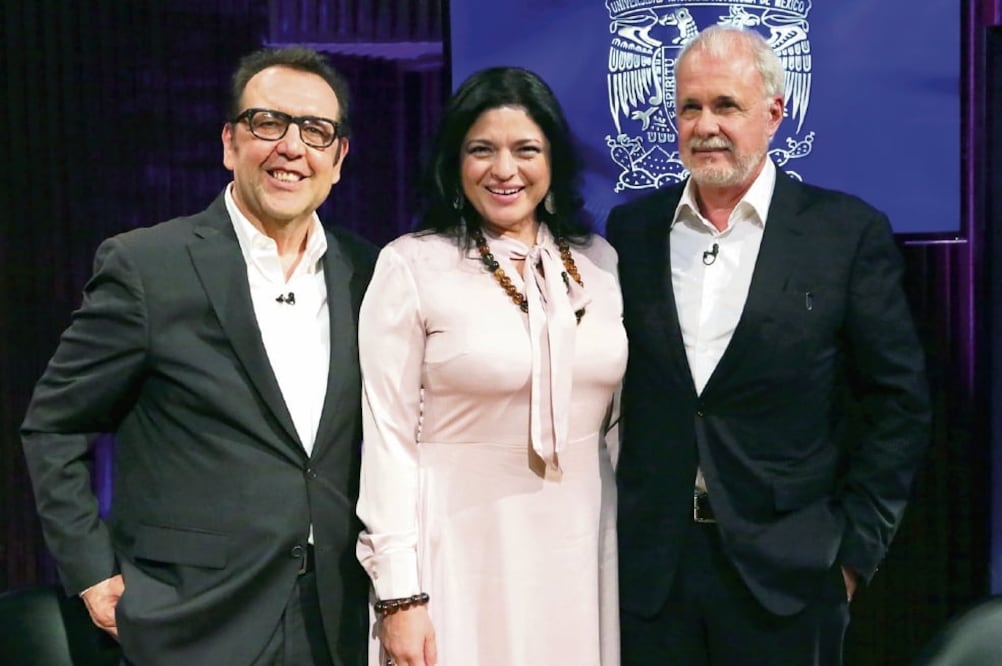 César Moheno de Todos por México; Alejandra Frausto, de Juntos haremos historia; y Raúl Padilla, de Por México al frente, tras el encuentro en la UNAM ( Verónica Rosales y Barry Domínguez. CULTURA UNAM)