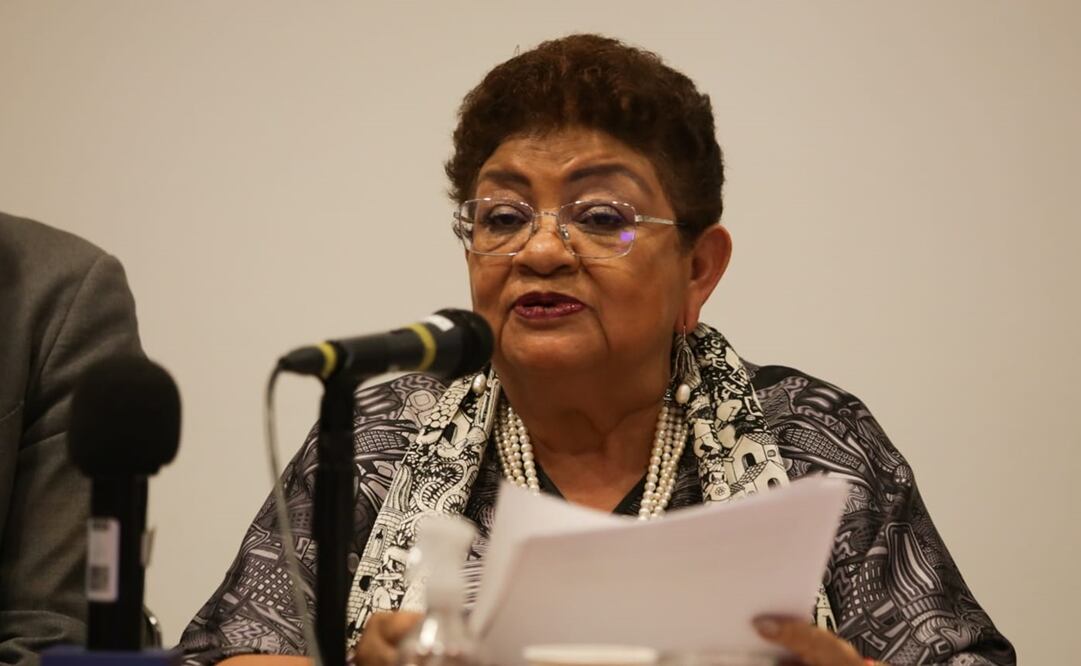 Ernestina Godoy en Diálogos por la Transformación que organiza el ex ministro Arturo Záldivar. Foto: Carlos Mejía/ EL UNIVERSAL