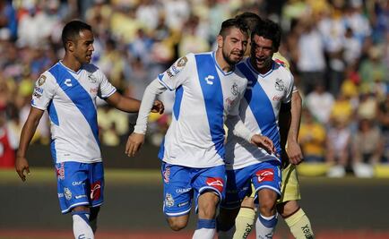 Puebla golea al América en el debut