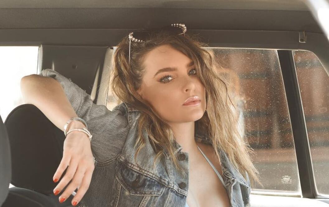 La cantante presumió un gran sentido de la moda y se adelanta a las nuevas tendencias de otoño. Foto: Instagram