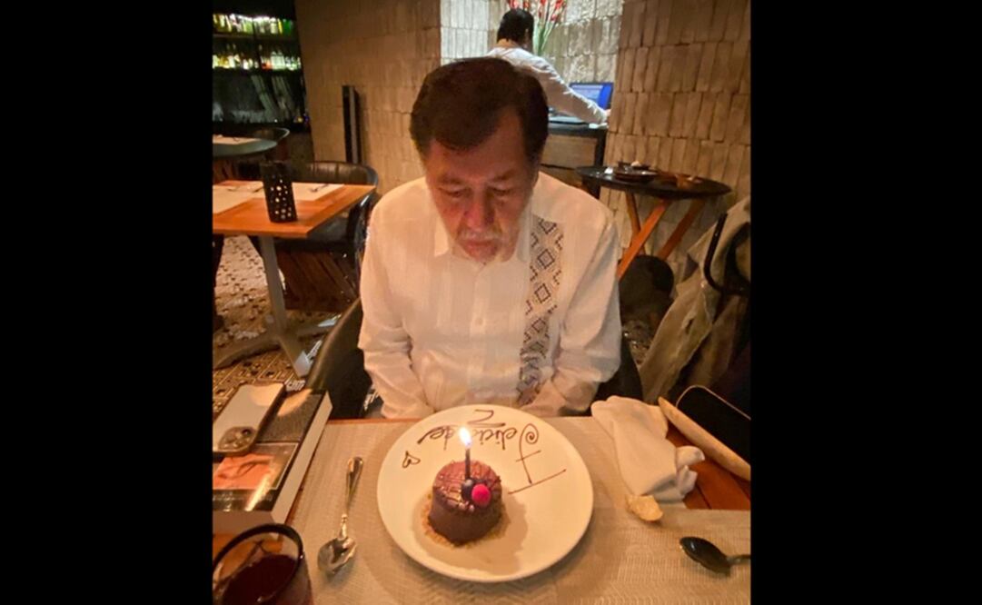 Gerardo Fernández Noroña compartió imágenes de su cumpleaños 64. Foto: X @fernandeznorona