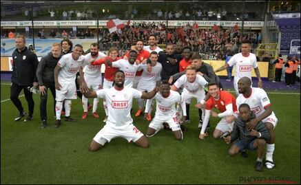 Standard de Lieja y Ochoa cerca de Champions League