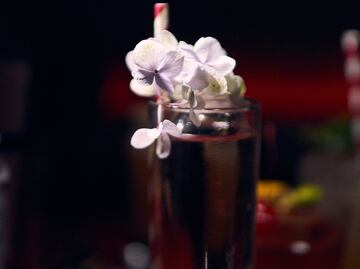 Carmín: el bar en Coyoacán inspirado en el cine de terror europeo