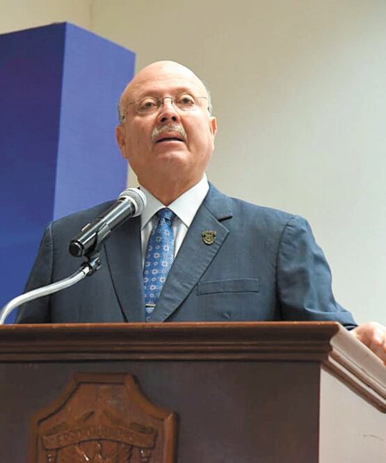 Advertencia. Juan Eulogio Guerra, rector de la UAS, alertó que no tienen dinero para pagar aguinaldos. ARCHIVO EL UNIVERSAL