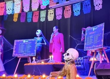 Sandra Cuevas entrega “Las Alas de Cuauhtémoc” a la obra “Macario”