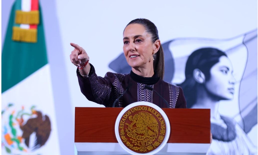 Sheinbaum Pardo aseguró que en su gobierno se están reivindicando a todas las mujeres mexicanas, “y de inicio a quien tenemos que reconocer es a la mujer indígena que durante años quedó olvidada en nuestra historia”. Foto: Fernanda Rojas/EL UNIVERSAL