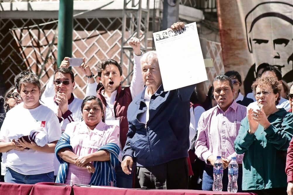 Reacción. El fundador de Morena acusa a EPN de ser sumiso ante decisiones del gobierno de Trump contra migrantes mexicanos. (OMAR CONTRERAS. EL UNIVERSAL)