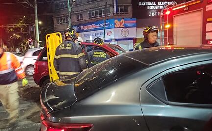 Se registra choque múltiple en el Eje Central Lázaro Cárdenas; hay un lesionado