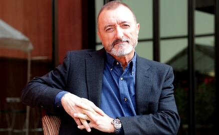 Arturo Pérez-Reverte hace "broma irrespetuosa" sobre el Holocausto 