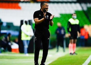 Ignacio Ambriz es hospitalizado por Covid-19