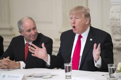 Trump atribuye ataque en Louvre a "terrorista radical islámico"