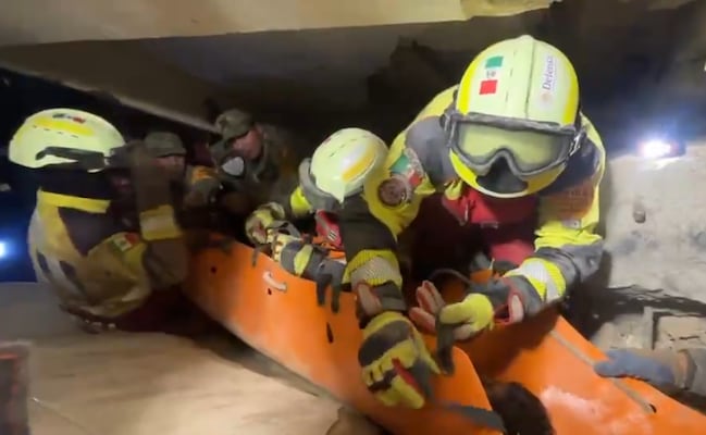 Ejército Mexicano rescata a niño de 11 años entre escombros en Venezuela; video conmueve en redes