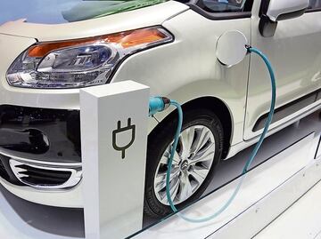 Evergo y X Stop Travel instalarán estaciones de carga para autos eléctricos en 5 estados