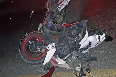 Académico atropella a pareja que viajaba en moto