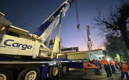 Ermita-Iztapalapa lleva más de 32 horas cerrada por maniobras para retirar pieza del Trolebús Elevado