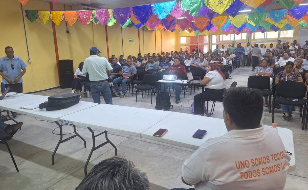 Docentes y administrativos del SNTE toman las oficinas administrativas del Instituto Tecnológico del Istmo en Oaxaca (27/05/2025). Foto: Especial
