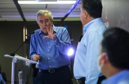 Gobernador de Sinaloa acusa espionaje por hallazgo de cámaras ocultas en su despacho 