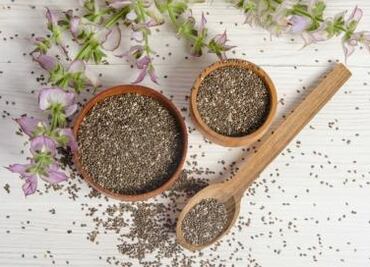 ¿Cómo se prepara la bebida de chía y linaza para bajar la presión arterial, el colesterol y los triglicéridos?