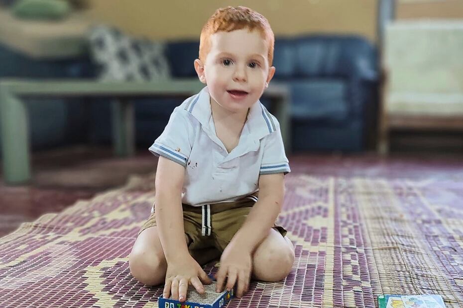 Foto facilitada por Hostages Family Forum que muestra a Ariel Bibas,  secuestrado y trasladado a Gaza el 7 de octubre de 2023. FOTO: AP