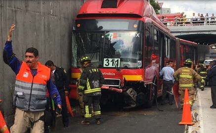 En Reforma, la Villa y Tenayuca. Recuento de algunos choques del Metrobús en la CDMX