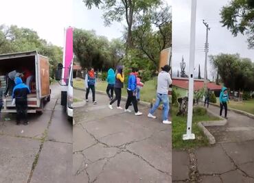 Mujeres estudiantes de escuela normal saquean camiones en Oaxaca