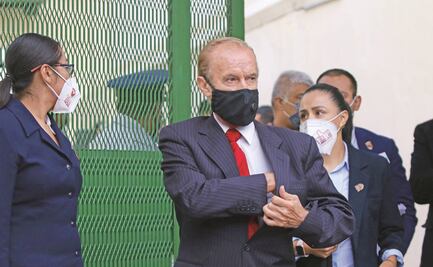 Formulan cargos contra Horcasitas por caso L12