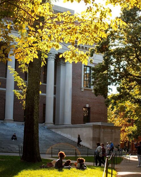 El costo de estudiar en Harvard. Fuente: Instagram @harvard
