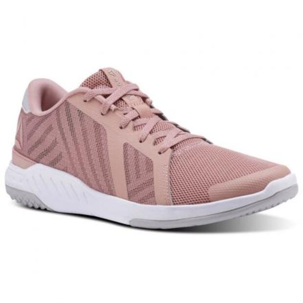 Los looks deportivos de Jennifer López se vuelven virales en Instagram