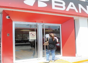 Caen 2 por colocar 'trampas' en cajeros automáticos