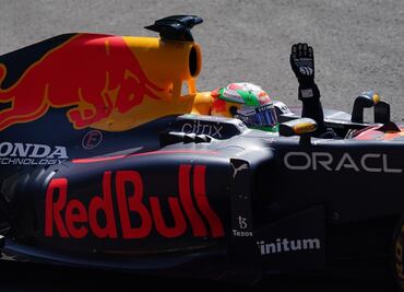 Así se vivió el Show Run de Checo Pérez en Paseo de la Reforma