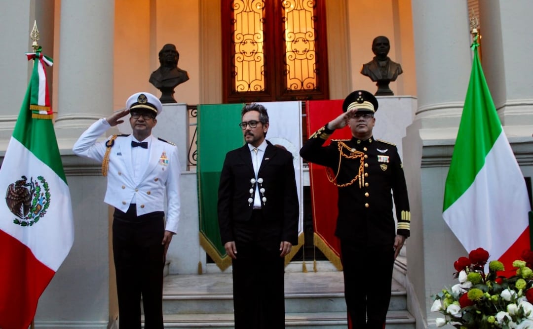 Embajador Genaro Lozano encabeza el Grito de Independencia desde Roma (19/09/2025). Foto: Especial