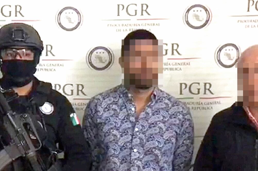 Elementos de la Agencia de Investigación Criminal detuvieron a Óscar Antonio Gómez Sierra, alias El Negro, en Baja California Sur. (ESPECIAL)