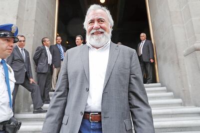 Encinas se inconforma con nueva ley electoral