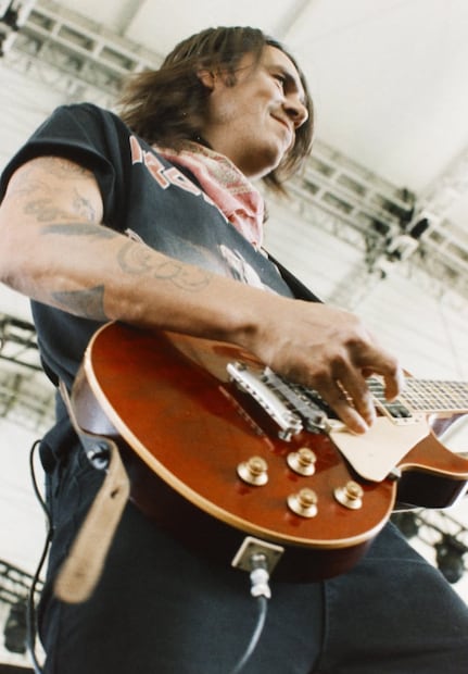 Álvaro Contreras Korenyi, guitarrista de la banda de rock Beta.
Foto: Instagram, vía @soyelaleman