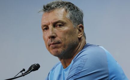 La llegada de refuerzos a Cruz Azul aún es un misterio