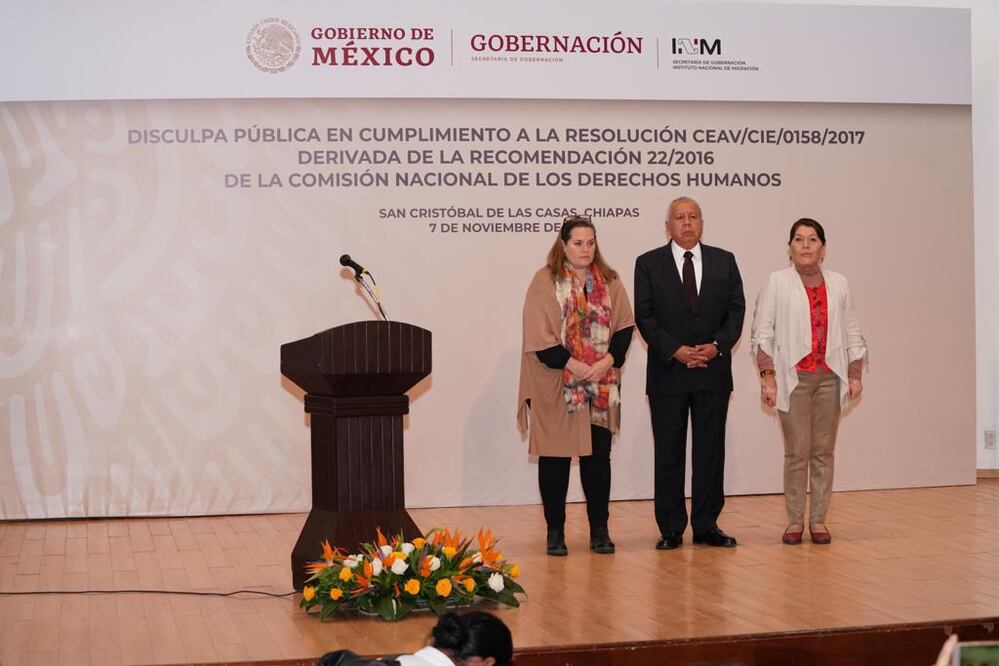 Foto: Twitter @INAMI_mx / Comisionado del INM ofrece disculpa a los cuatro indígenas chiapanecos tras malos entendidos con su documentación 