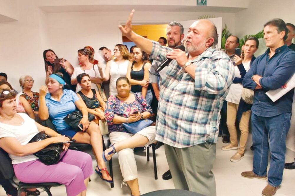 Hace 20 años, ante la inseguridad, ciudadanos de Cancún rentaron cajas a la empresa FNS, hoy involucradas en una investigación de la SEIDO. (ADRIANA VARILLAS. EL UNIVERSAL)