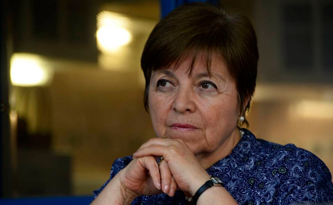 Al recibir el reconocimiento “Rosario Castellanos”, la escritora Elsa Cross lamentó la falta de presupuesto hacia la cultura. Foto: Archivo/EL UNIVERSAL