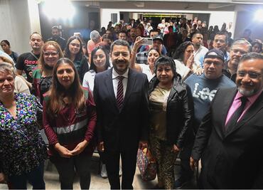 Martí Batres entrega unidad habitacional del Invi en Benito Juárez