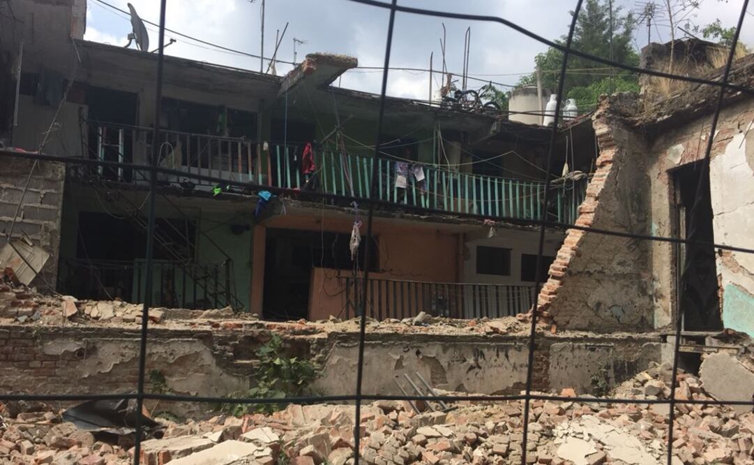 Explota tanque de gas en vecindad de Santa María la Ribera