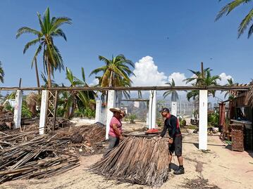 Tras 80 años, pierde su restaurante por “Otis”: “la vamos a levantar, con o sin ayuda”